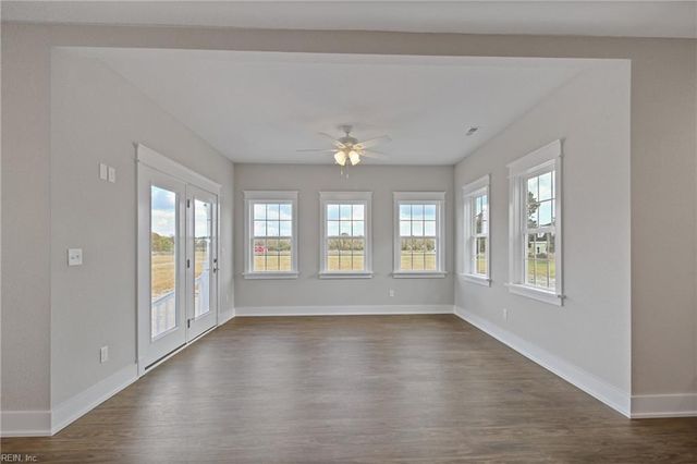 819 Shawboro RD, Shawboro, NC 27973