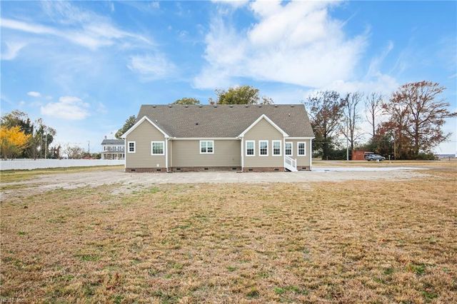 819 Shawboro RD, Shawboro, NC 27973