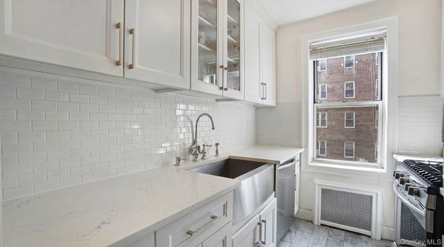 63-61 99th Street B12, Rego Park, NY 11374