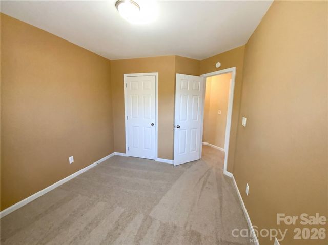 7824 Buddy Holly Road, Charlotte, NC 28216