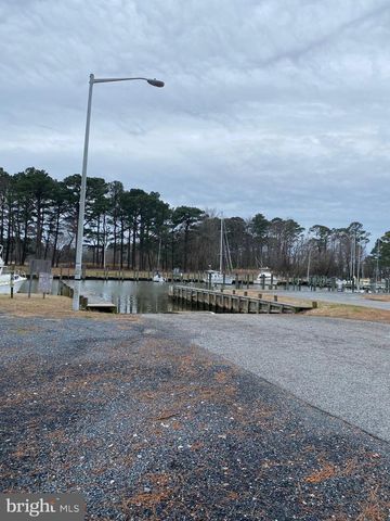 22139 ROYAL OAK RD, Quantico, MD 21856