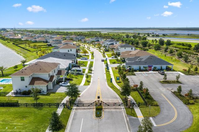660 Hookline Circle, Loxahatchee, FL 33470