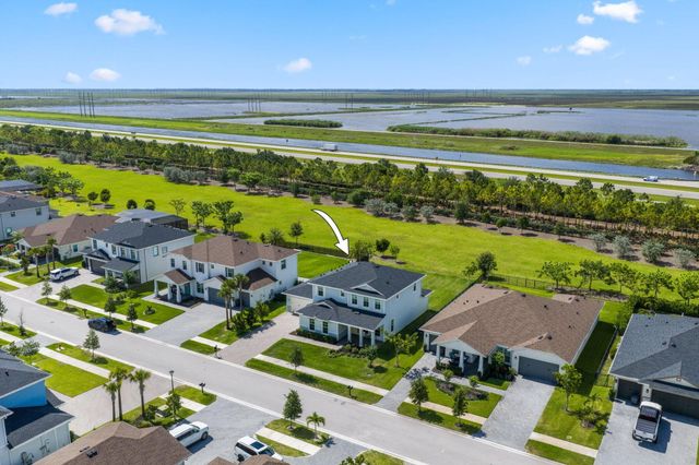 660 Hookline Circle, Loxahatchee, FL 33470