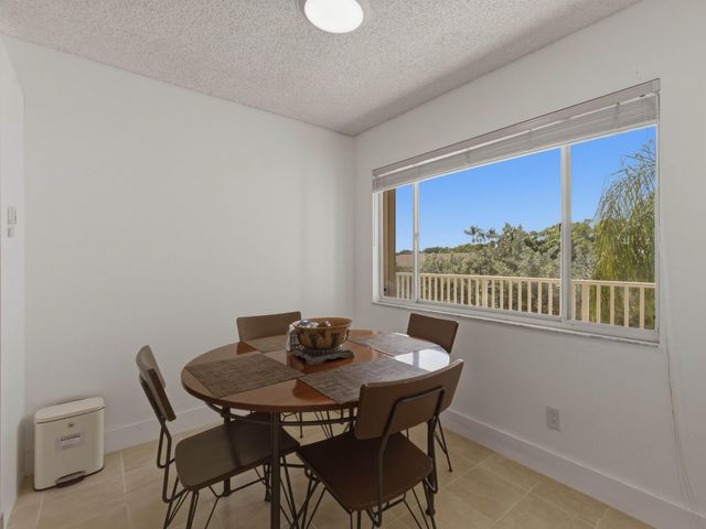 7292 S Devon Drive 302, Tamarac, FL 33321