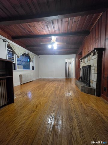35 Sherman Terrace, North Haven, CT 06473