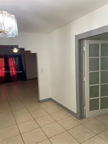 750 NW 118th St 0, Miami, FL 33168