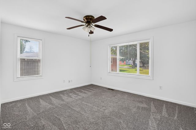 847 W North Street, Greenfield, IN 46140