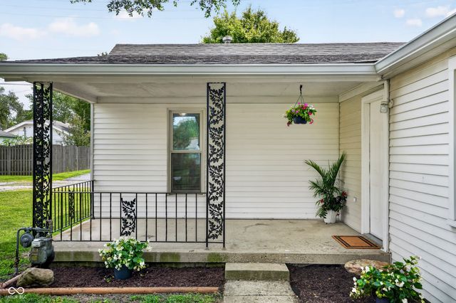 847 W North Street, Greenfield, IN 46140