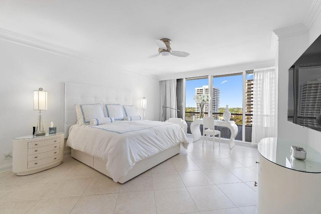 100 Lakeshore Drive 1056, North Palm Beach, FL 33408