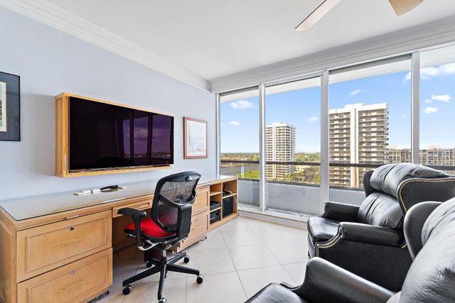 100 Lakeshore Drive 1056, North Palm Beach, FL 33408