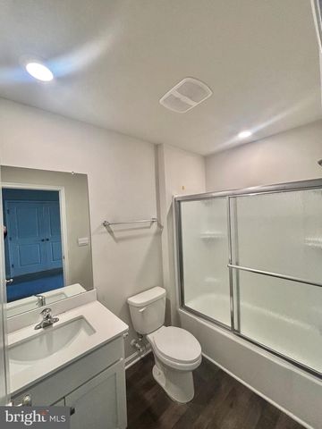 189 MAZZEO DR, Glassboro, NJ 08028