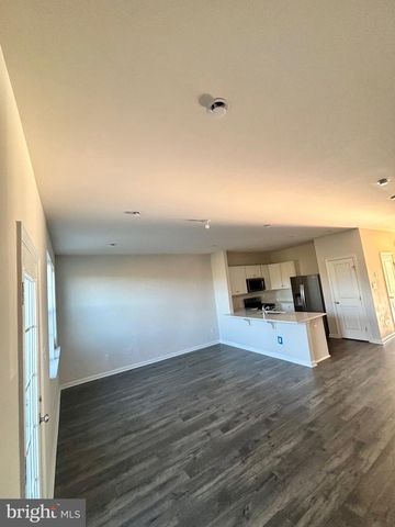 189 MAZZEO DR, Glassboro, NJ 08028