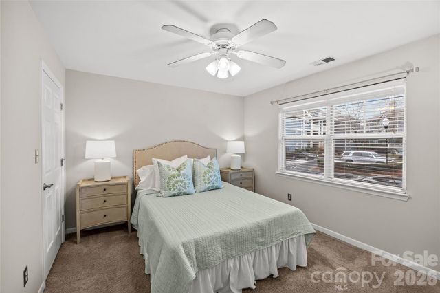 2210 Sumner Green Avenue M, Charlotte, NC 28203