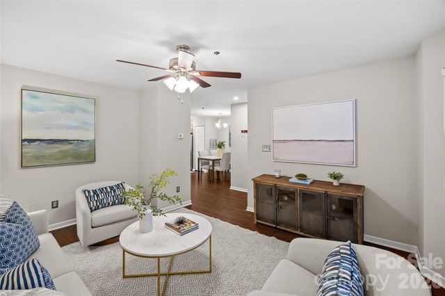 2210 Sumner Green Avenue M, Charlotte, NC 28203