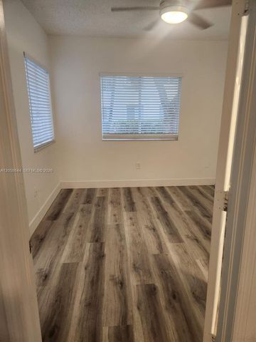 7085 Nova Drive 102, Davie, FL 33317