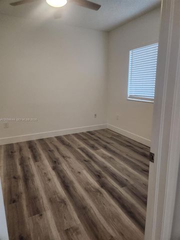 7085 Nova Drive 102, Davie, FL 33317