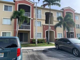 7085 Nova Drive 102, Davie, FL 33317