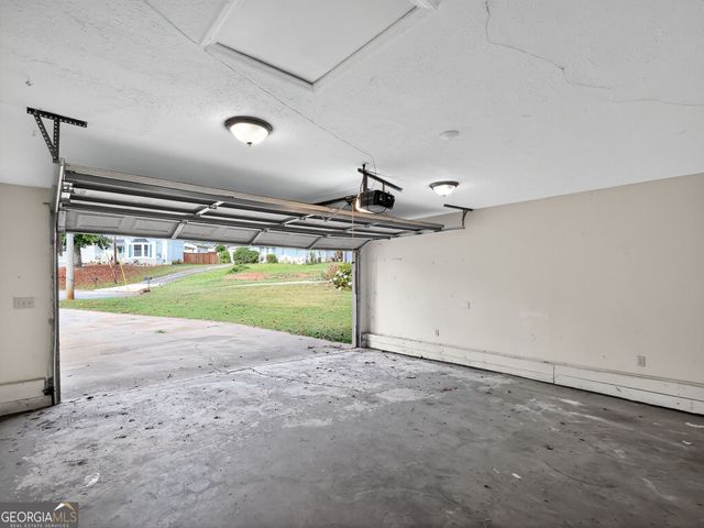 2432 Stratford Court, Decatur, GA 30035