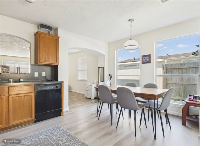 513 Camp Court N, College Station, TX 77840