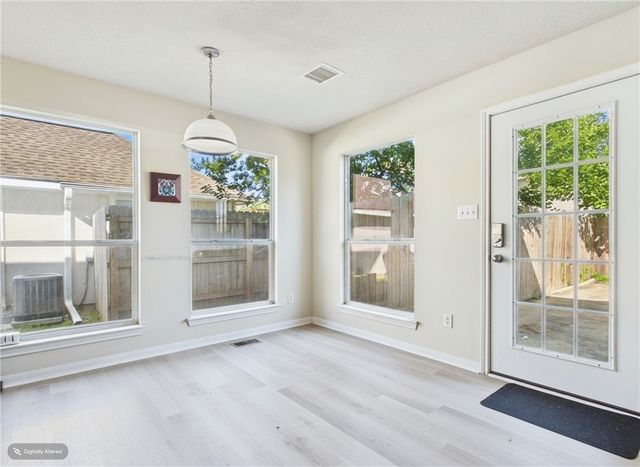 513 Camp Court N, College Station, TX 77840