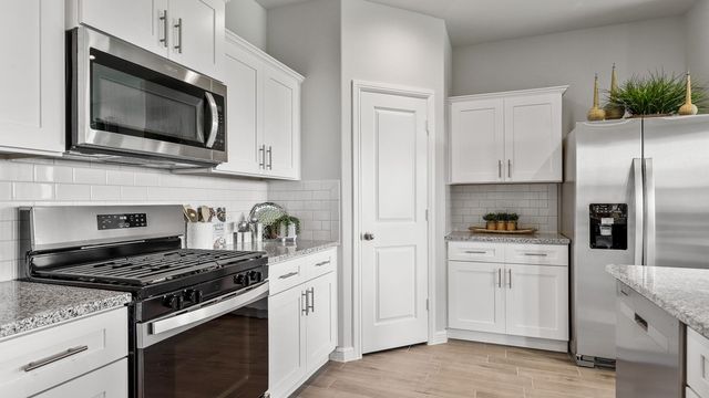 248 KINLEY Street, Grandview, TX 76050