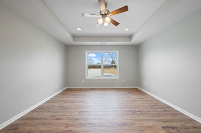 77 Dukes Park Rd, Summertown, TN 38483