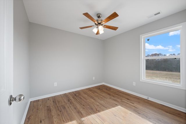 77 Dukes Park Rd, Summertown, TN 38483