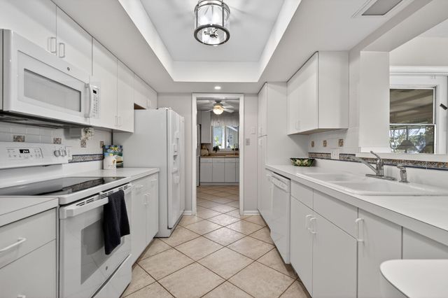 150 SW Beachway Avenue, Palm City, FL 34990