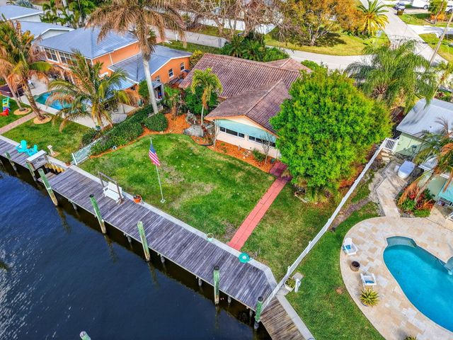 150 SW Beachway Avenue, Palm City, FL 34990