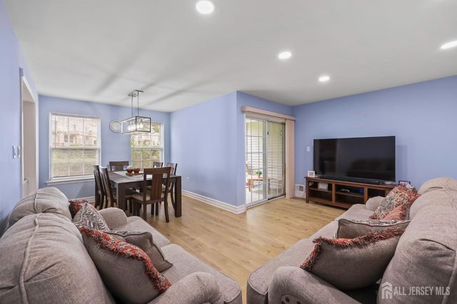 2202 Timber Ridge Court, Parlin, NJ 08859