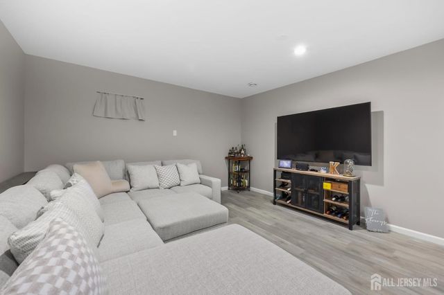 2202 Timber Ridge Court, Parlin, NJ 08859