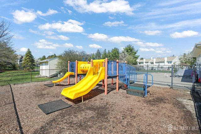 2202 Timber Ridge Court, Parlin, NJ 08859