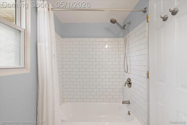 1691 Catalpa Drive, Berkley, MI 48072