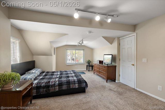 1691 Catalpa Drive, Berkley, MI 48072