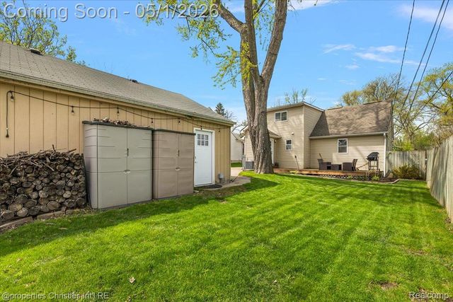 1691 Catalpa Drive, Berkley, MI 48072