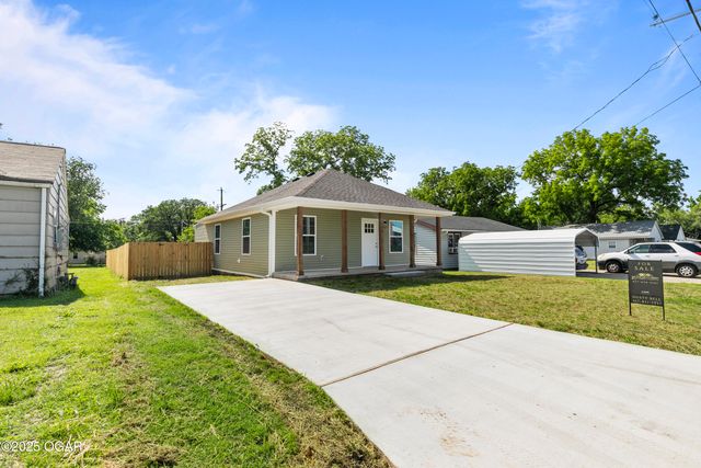 504 S McKinley Avenue, Joplin, MO 64801