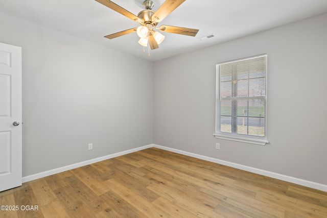 504 S McKinley Avenue, Joplin, MO 64801