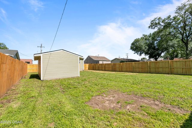504 S McKinley Avenue, Joplin, MO 64801