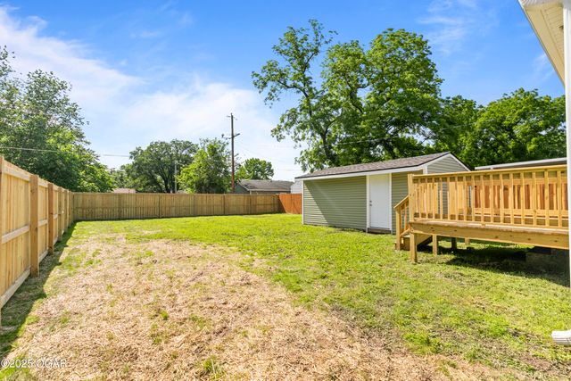504 S McKinley Avenue, Joplin, MO 64801