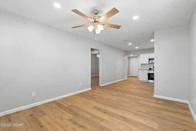 504 S McKinley Avenue, Joplin, MO 64801
