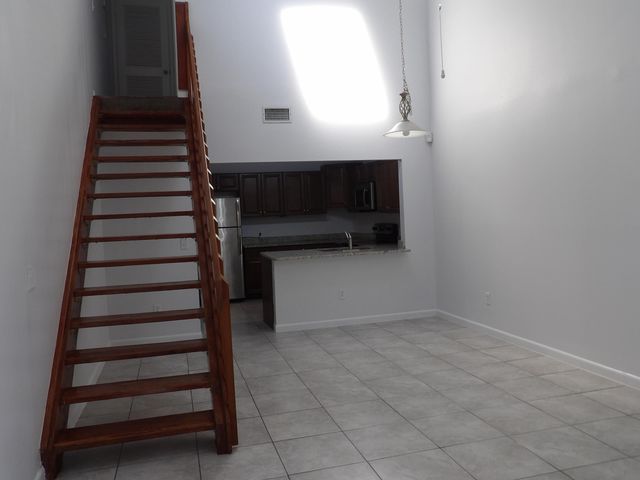 4132 Palm Bay Circle C, West Palm Beach, FL 33406