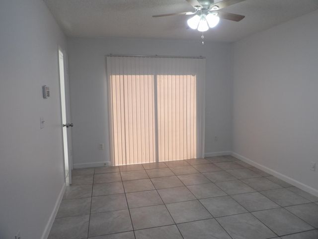 4132 Palm Bay Circle C, West Palm Beach, FL 33406