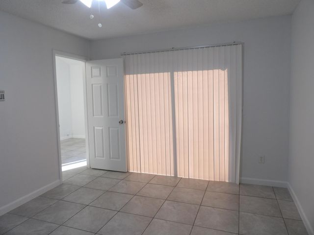 4132 Palm Bay Circle C, West Palm Beach, FL 33406