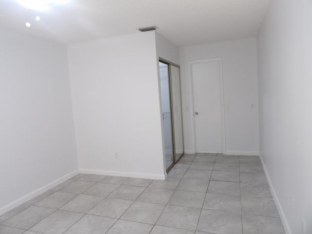 4132 Palm Bay Circle C, West Palm Beach, FL 33406