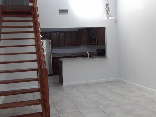 4132 Palm Bay Circle C, West Palm Beach, FL 33406