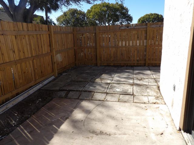 4132 Palm Bay Circle C, West Palm Beach, FL 33406