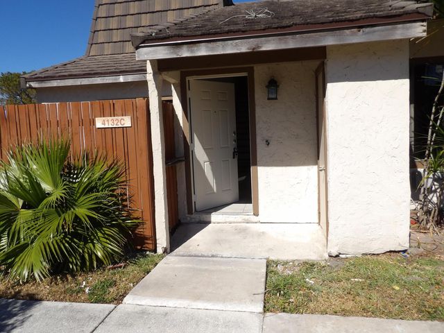 4132 Palm Bay Circle C, West Palm Beach, FL 33406