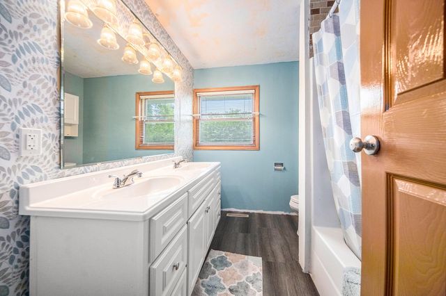 440 Marshall Street, Brooklyn Vlg, MI 49230