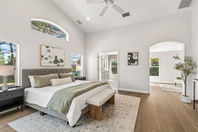 10145 KINGSBRIDGE AVENUE, Tampa, FL 33626