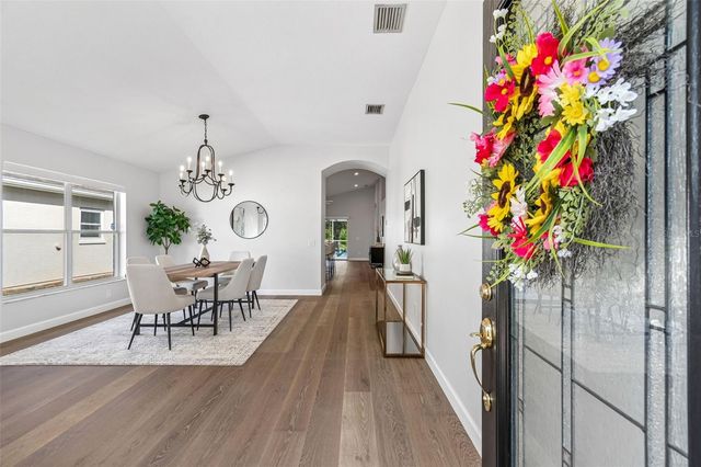 10145 KINGSBRIDGE AVENUE, Tampa, FL 33626